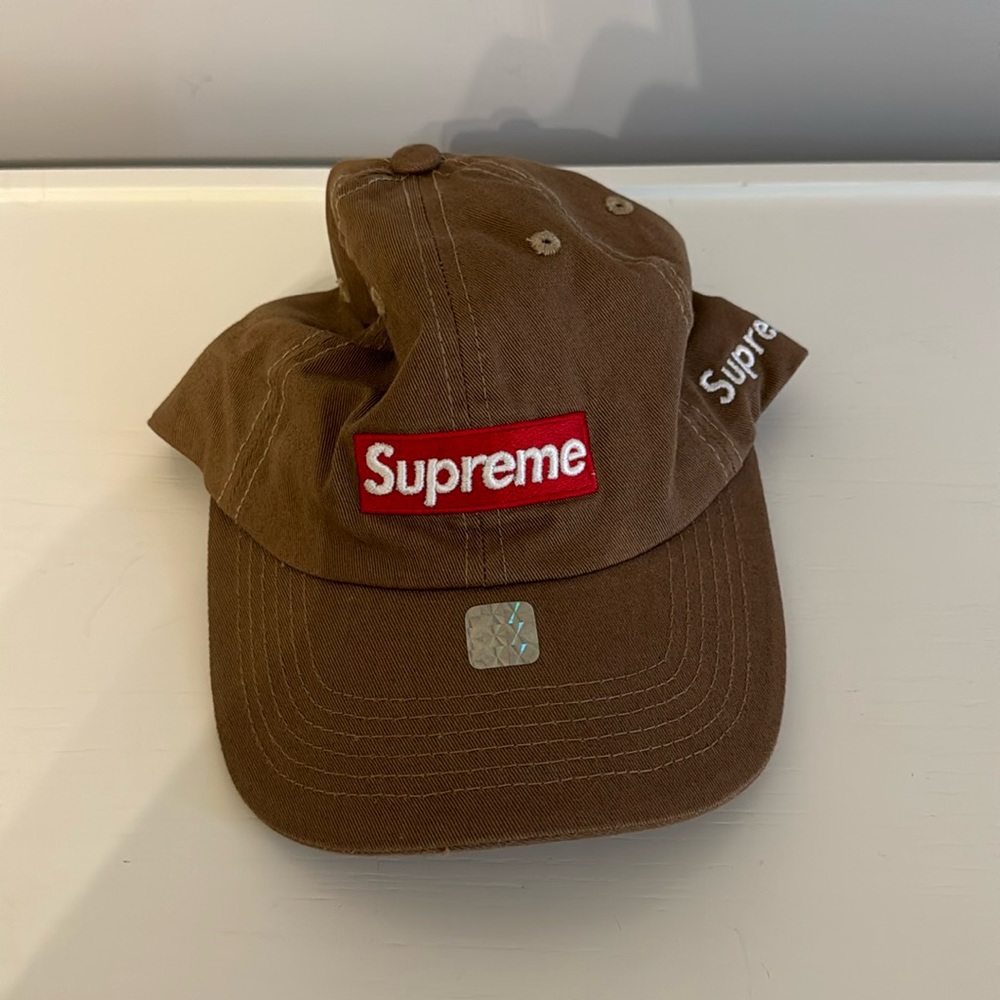 Supreme baseball cap